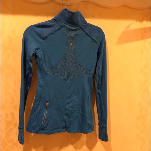 Lululemon quarter zip - Picture 3 of 6